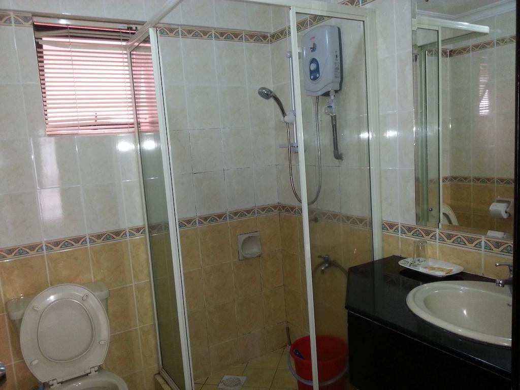 Dorcas Service Apartment - Marina Court Kota Kinabalu Zewnętrze zdjęcie