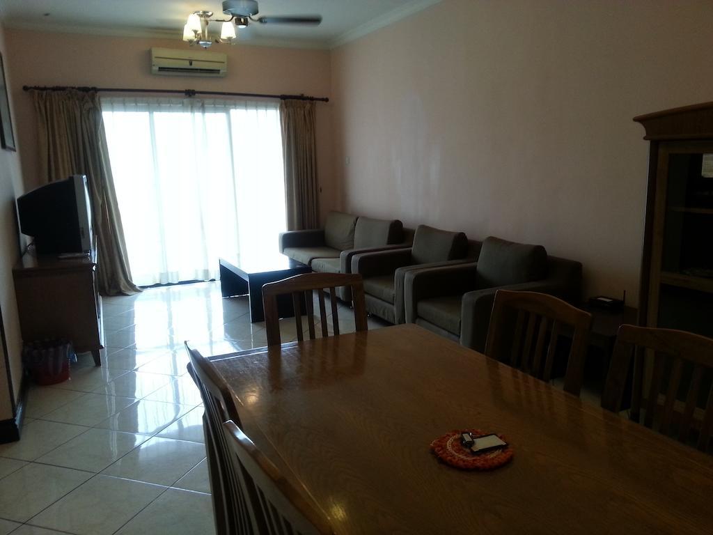Dorcas Service Apartment - Marina Court Kota Kinabalu Zewnętrze zdjęcie