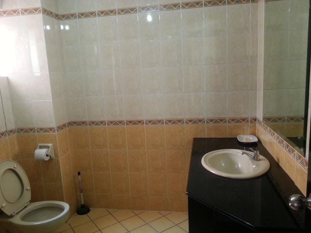 Dorcas Service Apartment - Marina Court Kota Kinabalu Zewnętrze zdjęcie